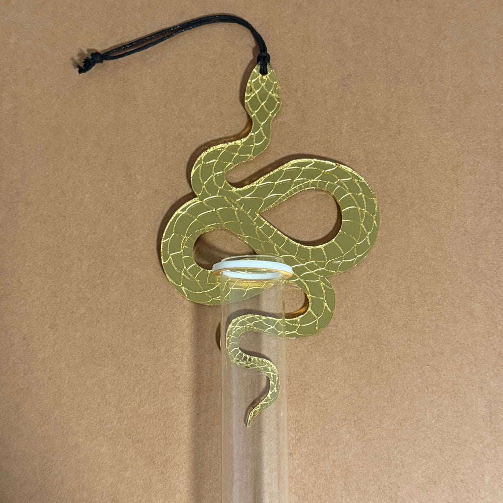 Snake Wall Propagation Station